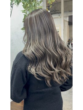 アポロ 横浜駅店(apollo) レイヤーボブハイライトブリーチレイヤーハイトーングレージュ