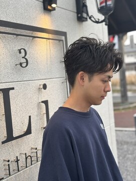 リチウム(Lithium) <社会人にオススメの上品なヘア>毛流れショート