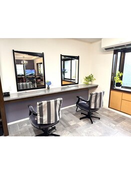 【地元で愛されるサロン】お家にいるような感覚で気軽に寄れる♪通いやすい価格で定期的なメンテナンスも◎