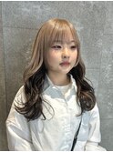 ブリーチインナーカラーレイヤーミディアム原宿