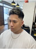 ハイライト×スキンフェードアップバング