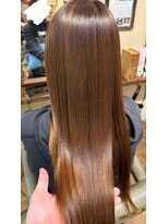 ベレッタ 枚方店(veretta.)&nbsp;髪質改善ストレート（3枚目ビフォーアフター）