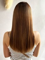 マップデザイン(map design)&nbsp;髪質改善 ミルクティーベージュ ロング ストレート 艶カラー