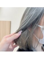 アッシュ 北千住店(Ash) 【ブリーチ2回】シルバーグレーカラー
