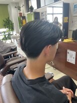 ヘアサロンナンバーワンクラブ上和田本店 テーパーフェード×センターパート
