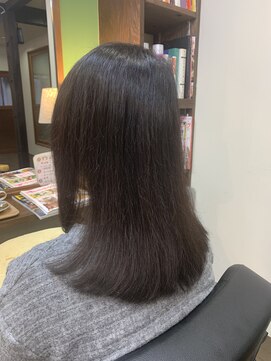 ニッチ(Nitti) セミロング