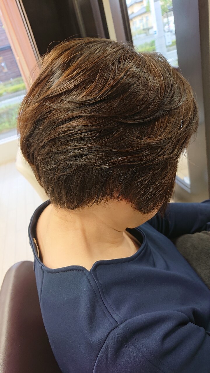 美髪プラチナミセスショート】 itou：L044046297｜イートン