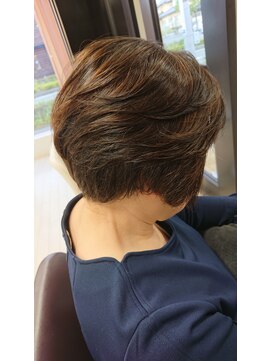 イートンクロップガーデン(Eton Crop Garden) 【美髪プラチナミセスショート】 itou