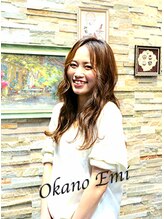 ヘアーラウンジ アンフィ 井土ヶ谷(Hair Lounge Anphi) 岡野 えみ