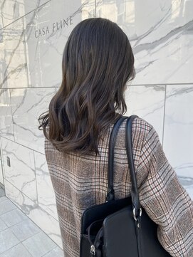 ブリス(VLISS) 透明感◎オリーブグレージュ