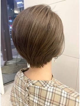 クオリア(Quaria) 透明感♪ハンサムショート