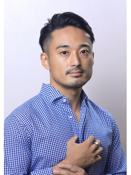 パウダー(powder) アップバング ツーブロック バーバースタイル リクルート