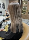 ハイトーンシルバーグレー【広尾/恵比寿】担当：柴崎