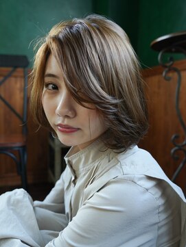 アーツ 茅ヶ崎(arts) 前髪/マチルダボブ/ピンクベージュ/インナーグレージュ/ショート