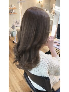 フィト(Fito) 【fito hina】ブリーチなしイルミナカラーで透明感ある艶髪に☆