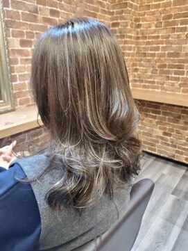 モニカ 鶴ヶ峰店(Monica) 王道ベージュ☆ハイライト