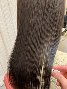 ロマンヤカタ ファース(ROMAN YAKATA fars) 髪質改善　ウルトワトリートメント　艶髪@田代8/20