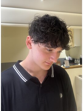 リフル 八王子(RIFULL) メンズパーマ　ツイスパ　波巻き　フェード