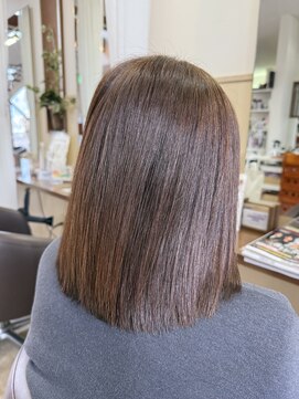 コアフィールフィス(COIFFURE fils) 新規お得クーポンあり【見附　今町】ミディアムヘア