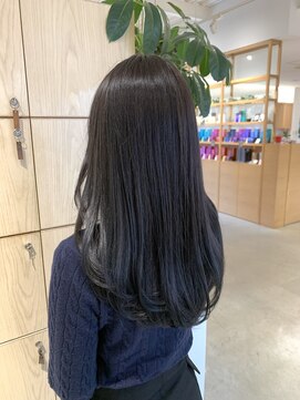 アドラーブル 万代店 (adorable) ダークアッシュ美髪艶感ロングレイヤー