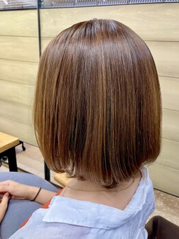 アルプ(hair design ALP)の写真/長年の経験での施術。お客様に合わせた提案。少し雰囲気を変えたいなどのご要望にもお応え。