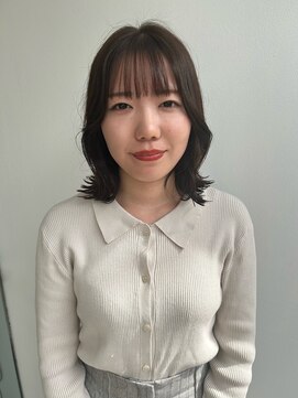 フォークロア 本店(Folk Lore) オリーブ系カラー/切りっぱなしワンレングス/イルミナカラー