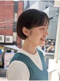 20代30代ショートボブ前髪ありボブミニボブ顔周りレイヤーカット
