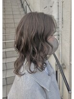 ハーティーモトヤワタ(hearty MOTOYAWATA)&nbsp;透明感たっぷりグレージュ