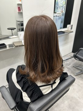 アルター(aL ter) ダークアッシュ/ミディアムレイヤーカット/鎌取店/市川いづみ