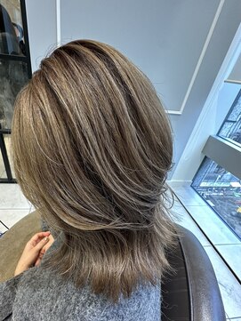 ネオリーブギンザ 銀座店(Neolive GINZA) (銀座) シャドールーツ レイヤーカット