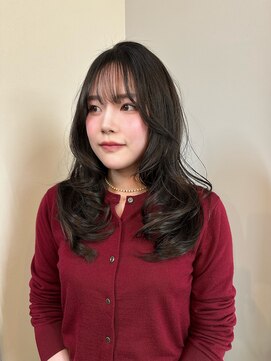 リラ バイ クオーレ(LIRA by CUORE) ～内巻きレイヤーカット～