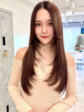 アッシュ 洋光台店(Ash) レイヤーカット韓国風ダブルカラー顔周り前髪カットボブ