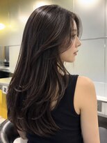 シティ(CITY)&nbsp;ロングレイヤーでつくる大人の動きヘア【CHICA】