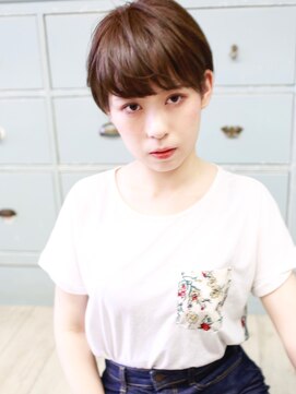 バース(BIRTH) 天神【BIRTH】耳かけマッシュショート