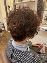 モアナ(MOANA)&nbsp;カーリーショート×部分ハイライト