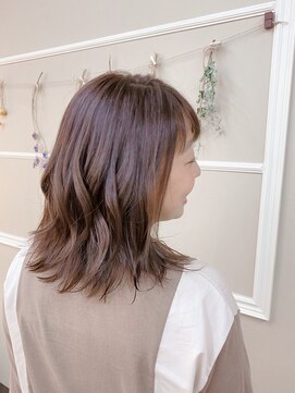 スミィ(Smy) ミディアムボブ