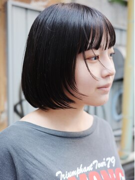 ブランコ 名古屋栄(BLANCO) なんのTシャツかわからず着てる