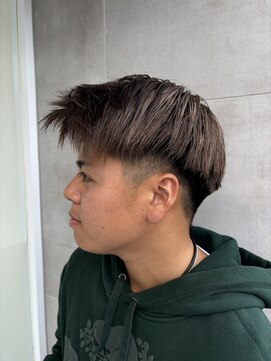 バーチ バイ クロップエス(BIRCH by crop es) 外国人風メンズハイライト