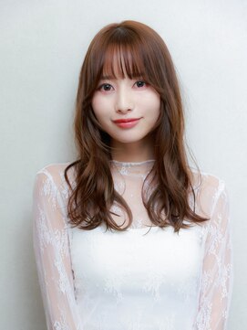 ララルーモ(LaＬaｒＯomo) ローレイヤースタイル×大人可愛いグレージュカラー