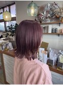 切りっぱなしボブ　チェリーピンク