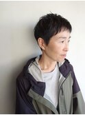 30代40代50代おすすめ　黒髪ナチュラルなベリーショート