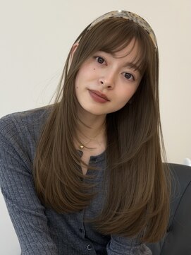 顔周りレイヤーカットベージュカラーくびれカット