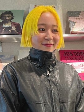 ザスリック 代官山(THE SLICK) イエローカラー