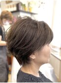 ショートボブ/明るい白髪染め（白髪ぼかし）/40代/50代/60代