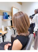 白髪ぼかしハイライトカラー30代40代50代大人ウルフ