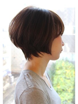 レウナ 外苑前(Reuna) 大人女性３０代４０代５０代６０代に人気シルエット