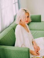 グランシャリオ 笹塚店(Grand Chariot)&nbsp;くせ毛風ハイトーンボブ