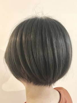 コクウ(cokuu) 【cokuu】◆小顔効果×大人ショート×バイオレットカラー◆