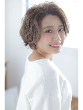 ジーナ 船橋(Zina) 小顔セミウェットウェーブピンクベージュハイライトカラー