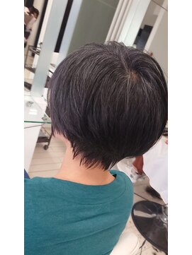 イートンクロップガーデン(Eton Crop Garden) itou 大人のミセスショートボブ